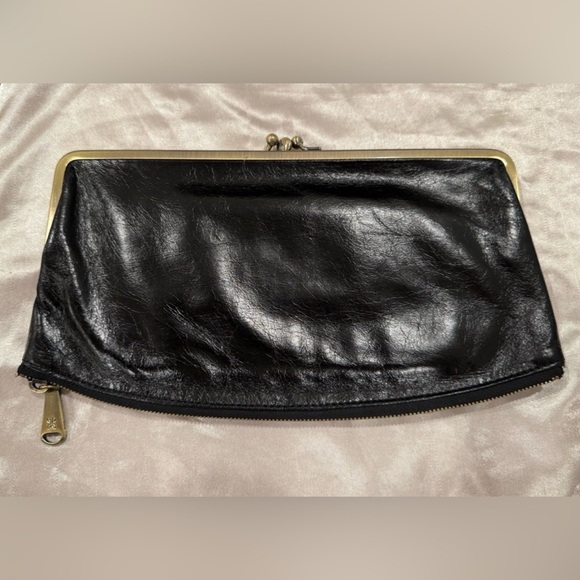 HOBO Handbags - 💓HOBO MAVIS WALLET CLUTCH SOFT BUTTERY LEATHER 10.5x6 KISS LOCK & BOTTOM ZIP NEW